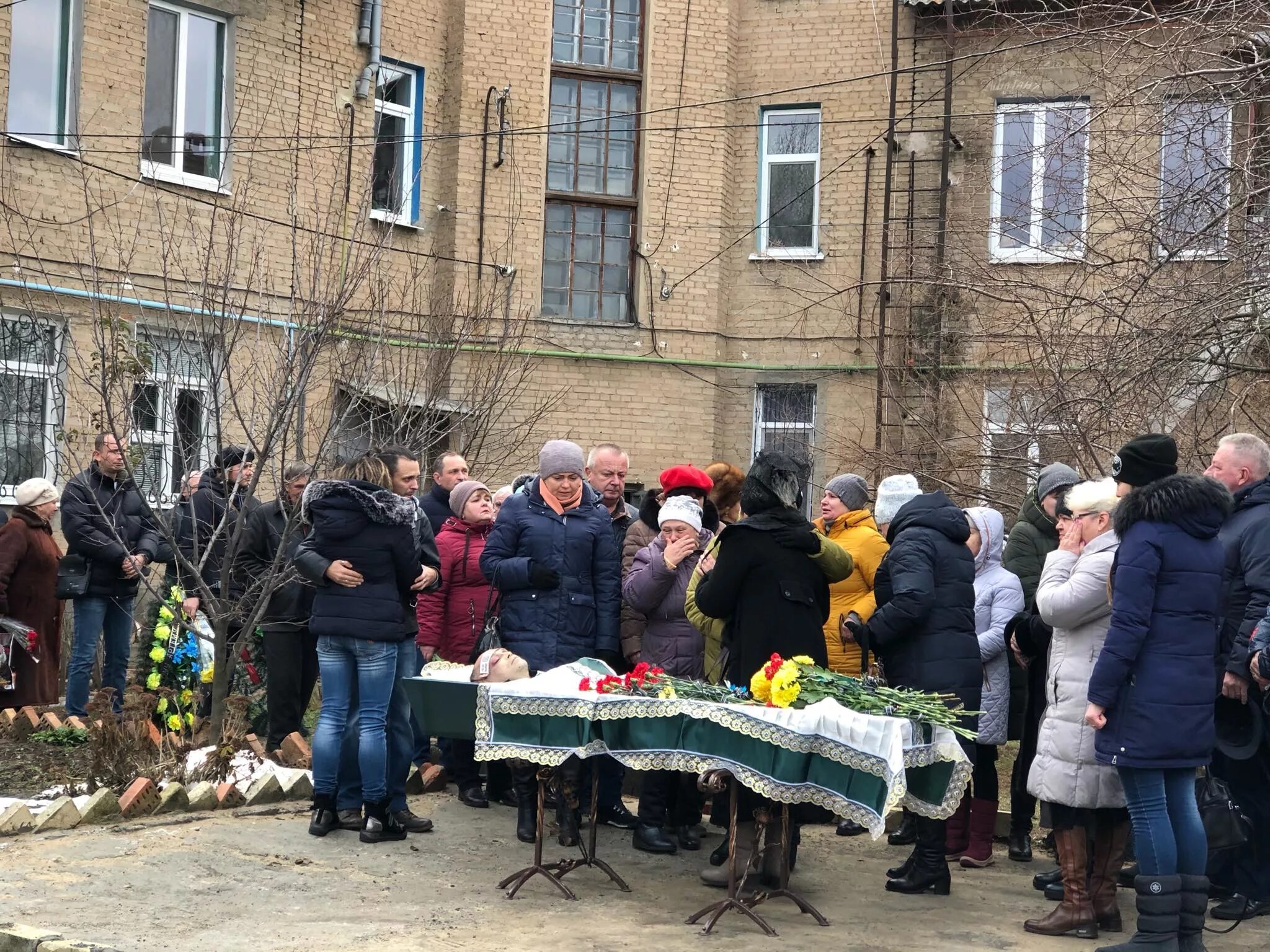 Военная колонна украины. Взрыв дома в харькове. Самые последние новости в сети украины. Самые последние новости в сети украины. Обстановка на украине.
