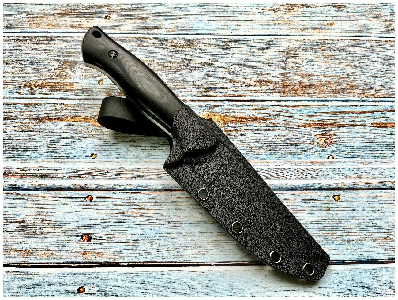 C. C. Custom. Нож n c custom insurgent s. N.