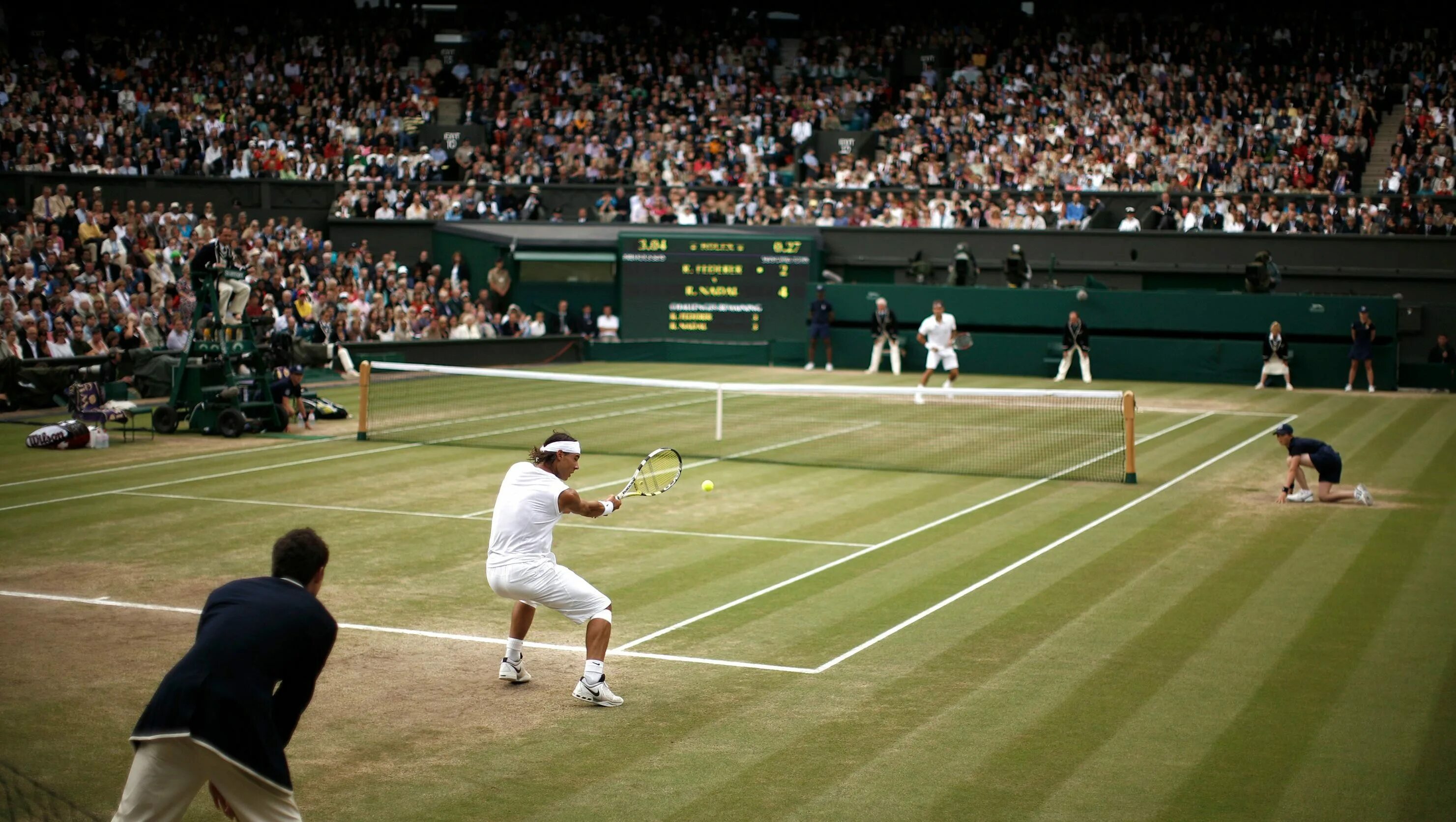 Уимблдон. Уимблдон игроки. Люк сэвилл теннис. Wimbledon теннис. Уимблдон стадион теннис.