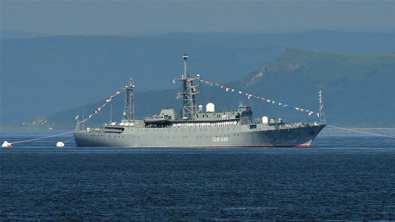 Корабль 24 видео. Корабль ссв 535 карелия. разведывательном корабле ссв-535 «карелия. ссв-535 карелия проекта 864. ссв 208 курилы.