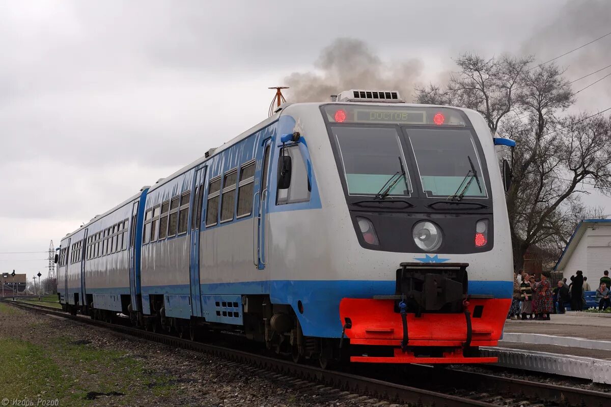 дизель поезд ра2. автостанция дон экспресс волгодонск. рельсовый автобус ра 3 ростов волгодонская. жд вокзал волгодонск. ра2-068 воронеж.