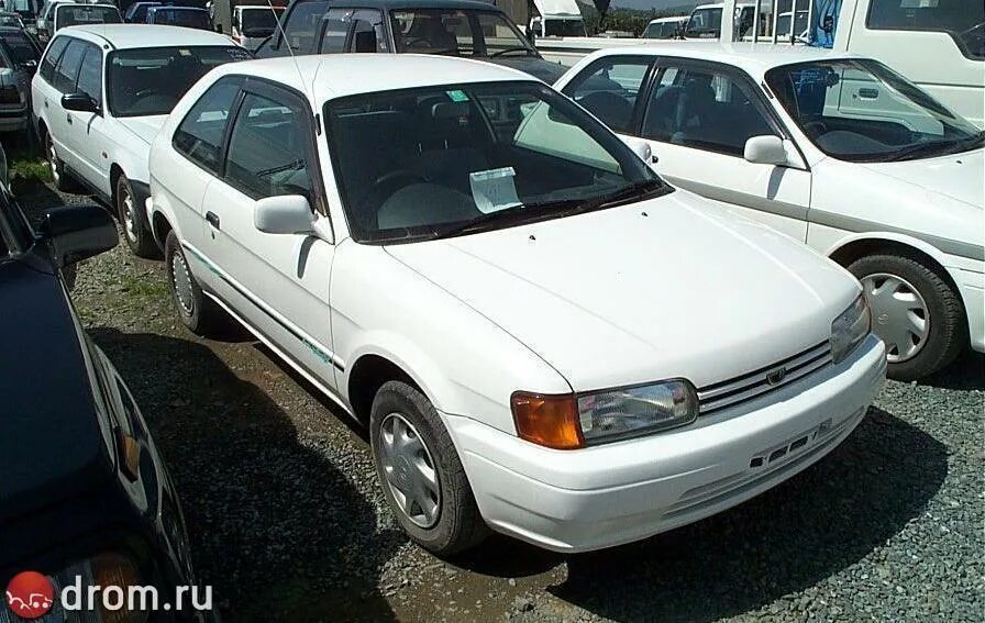 Королла 2 поколение. Тойота Королла 2 1997. Toyota Corolla II 1994-1999. Toyota Corolla II 1997. Тойота Королла 2 1996.