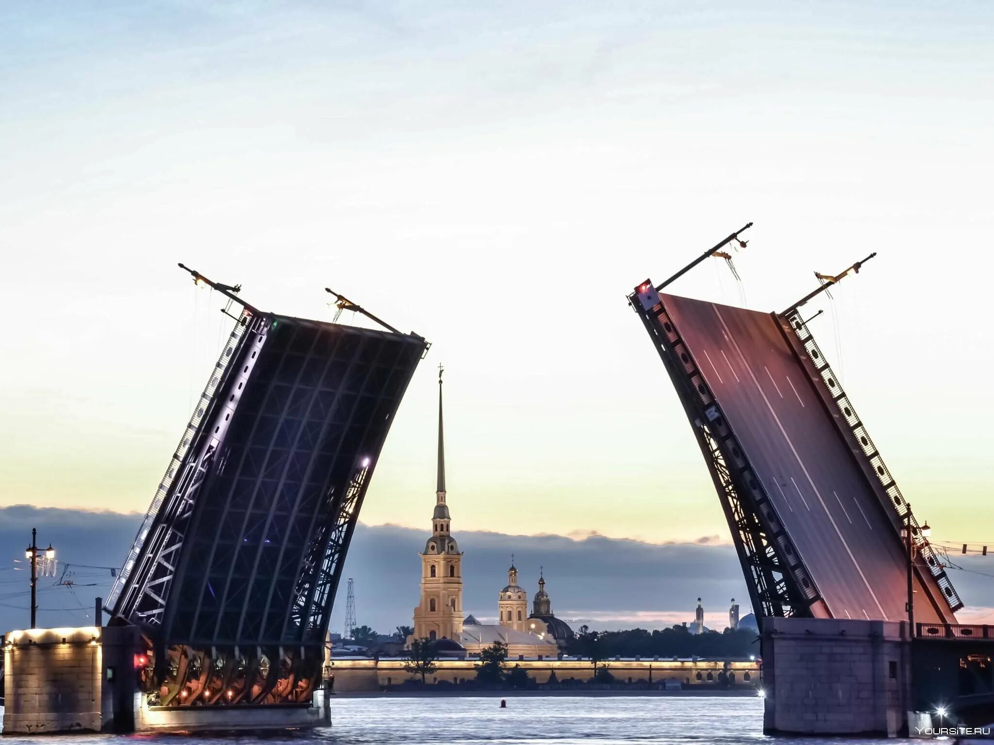 Разводной мост санкт. Мосты санкт-петербурга. разводной мост в санкт-петербурге. санкт-петербургразводеой мост. достопримечательности санкт-петербурга дворцовый мост.