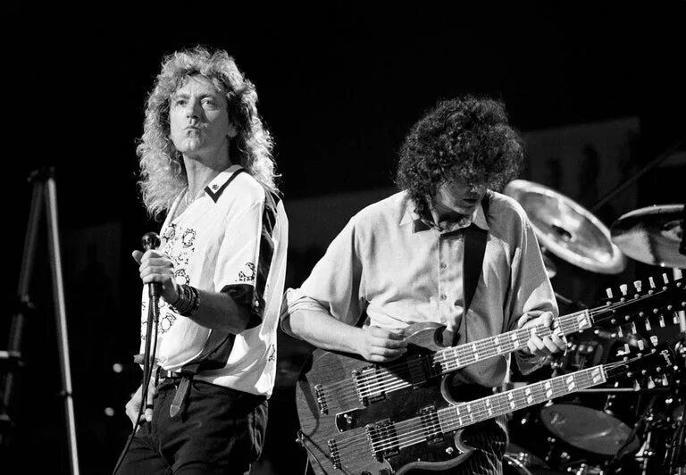 Лед зеппелин блэк. Led zeppelin джимми пейдж. группа лед зеппелин пейдж.