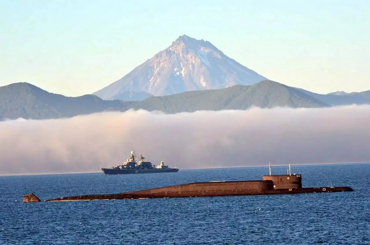 Авачинская бухта полуостров камчатка. Петропавловск камчатский 104. Район горизонт петропавловск-камчатский. Петропавловск-камчатский ул дальневосточная. Петропавловск камчатский 104.