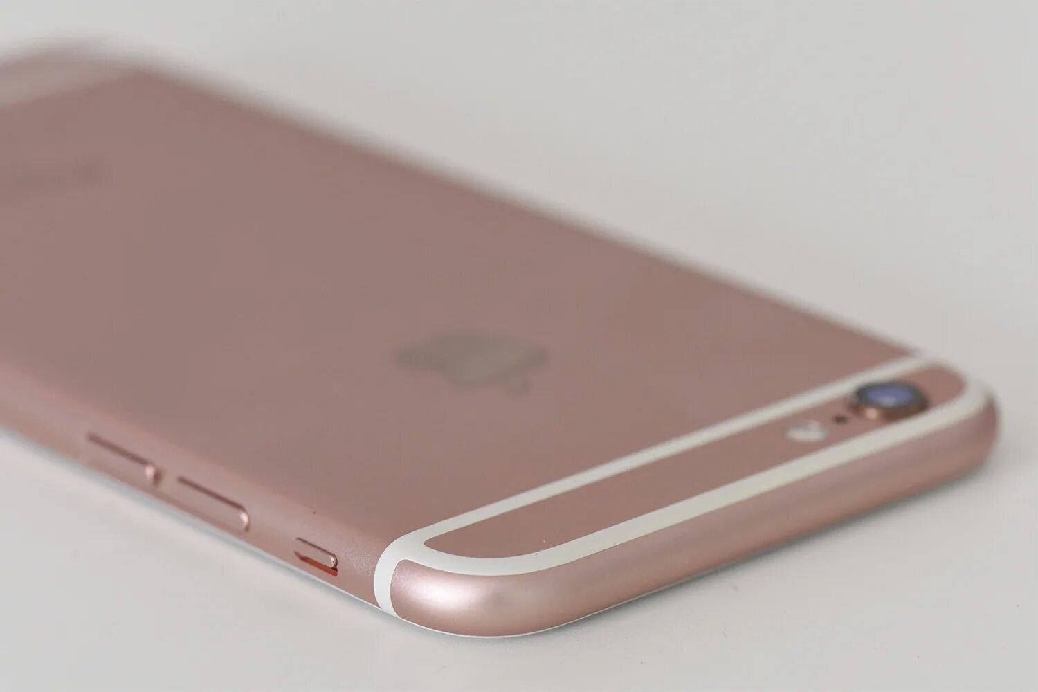 Как сделать розовый айфон. Iphone 6 Rose Gold. Айфон 6s Rose. Iphone 6s розовый. Айфон 6s Pink.