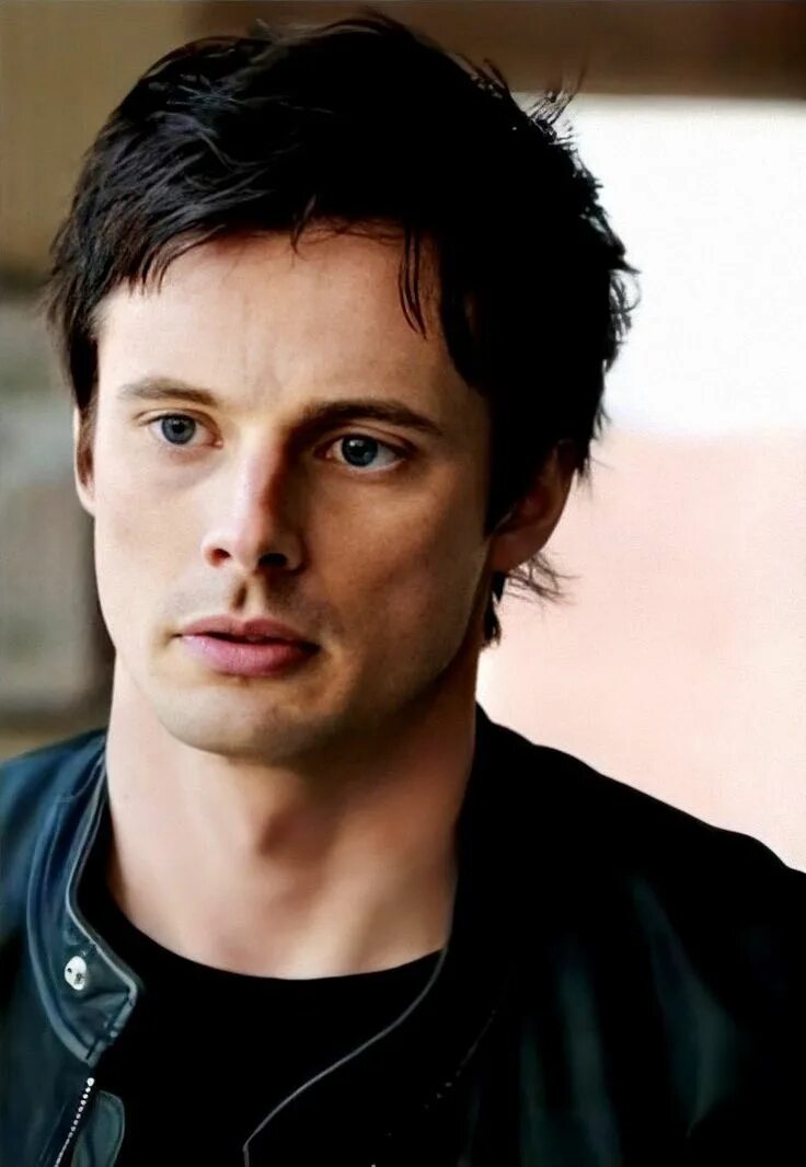 Скотт ло́уэлл. Bradley james. Скотт лоуэлл ориентация. Сет лоуэлл ззз. Tales of vesperia yuri.