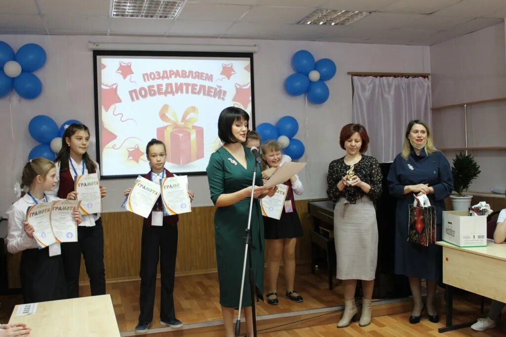 Детская школа искусств 2 губкин. Школа 7 губкинский. Школа искусств город губкинский. Губкинский школа 2. Школа 4 губкинский.