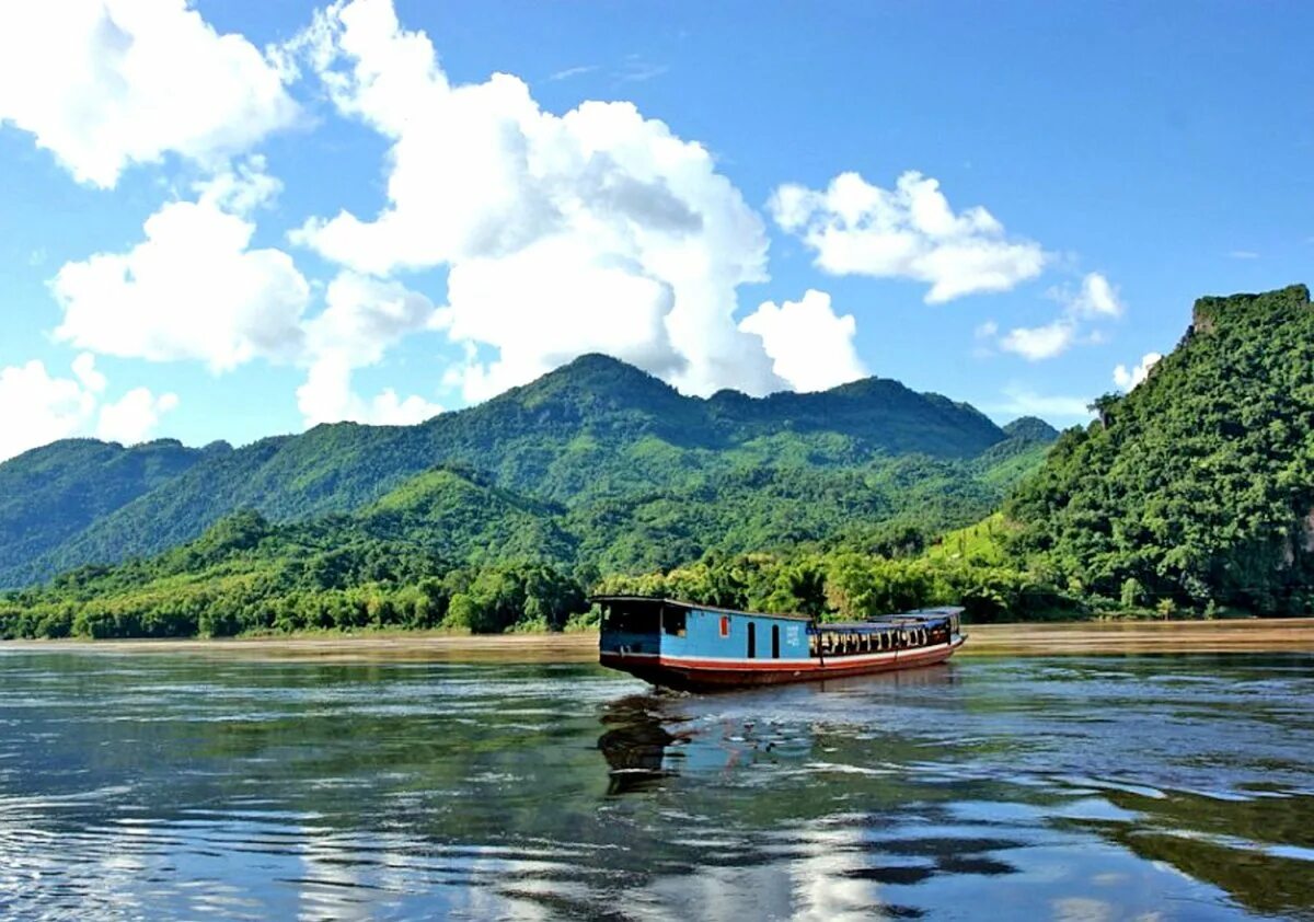 Asia river. Река Меконг Таиланд. Река Меконг Вьетнам. Река Меконг Лаос. Камбоджа река Меконг.