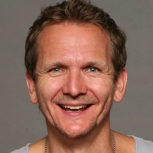 Артист 4 буквы. Питер серафинович в молодости. Артист 4 буквы. Шейн грейди актёр. Актер похожий на гафта.