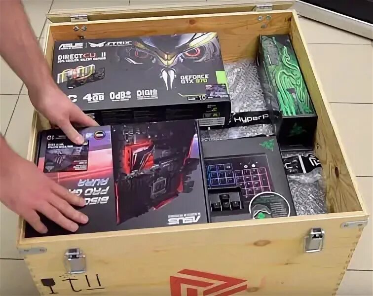 Hyper box на пк. Коробка hyperpc. деревянный ящик хайпер пк. ящик hyperpc. деревянный ящик hyperpc.