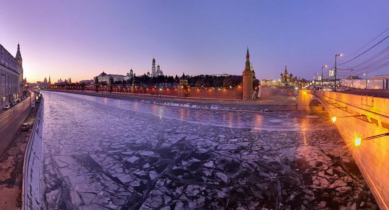 Летняя москва. Москва весной. Москва летом. В любое время года москва. Москва лето 2006 года.