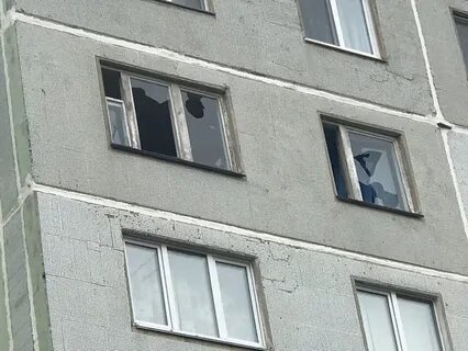 Стекло в окне выпало