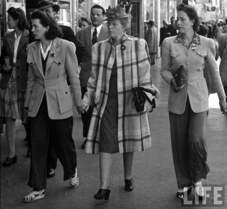 Женщина после второй мировой. Германия мода 1940. Мода 1940х Америка. Одежда 40 годов. Послевоенная мода.