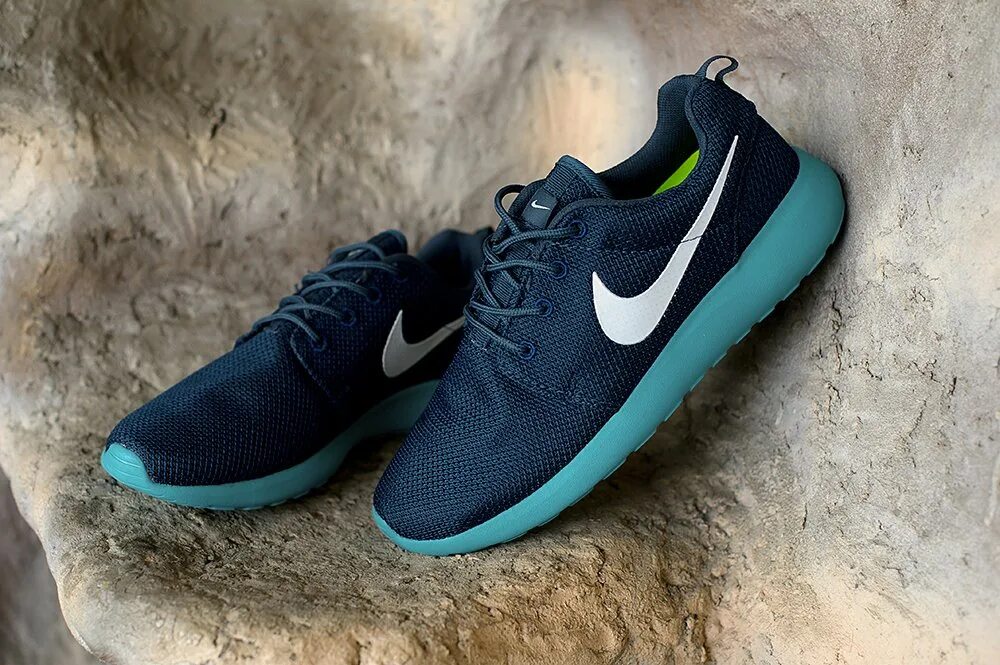 Интернет магазин мужских кроссовок найк. Найк Roshe Run. Nike Рош РАН. Nike Roshe Run синие. Nike Roshe мужские.