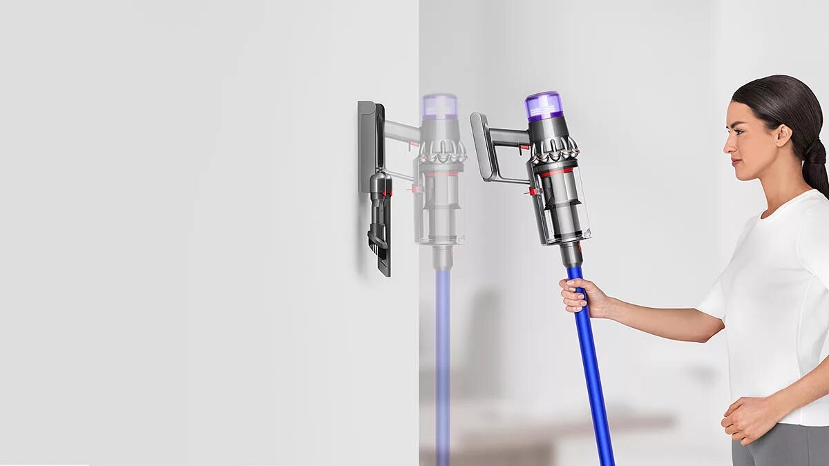 Дайсон центр сайт. Пылесос Dyson v11s. Пылесос Дайсон беспроводной хранение. Пылесос Dyson v8 размер ручки. Док станция Dyson v11.