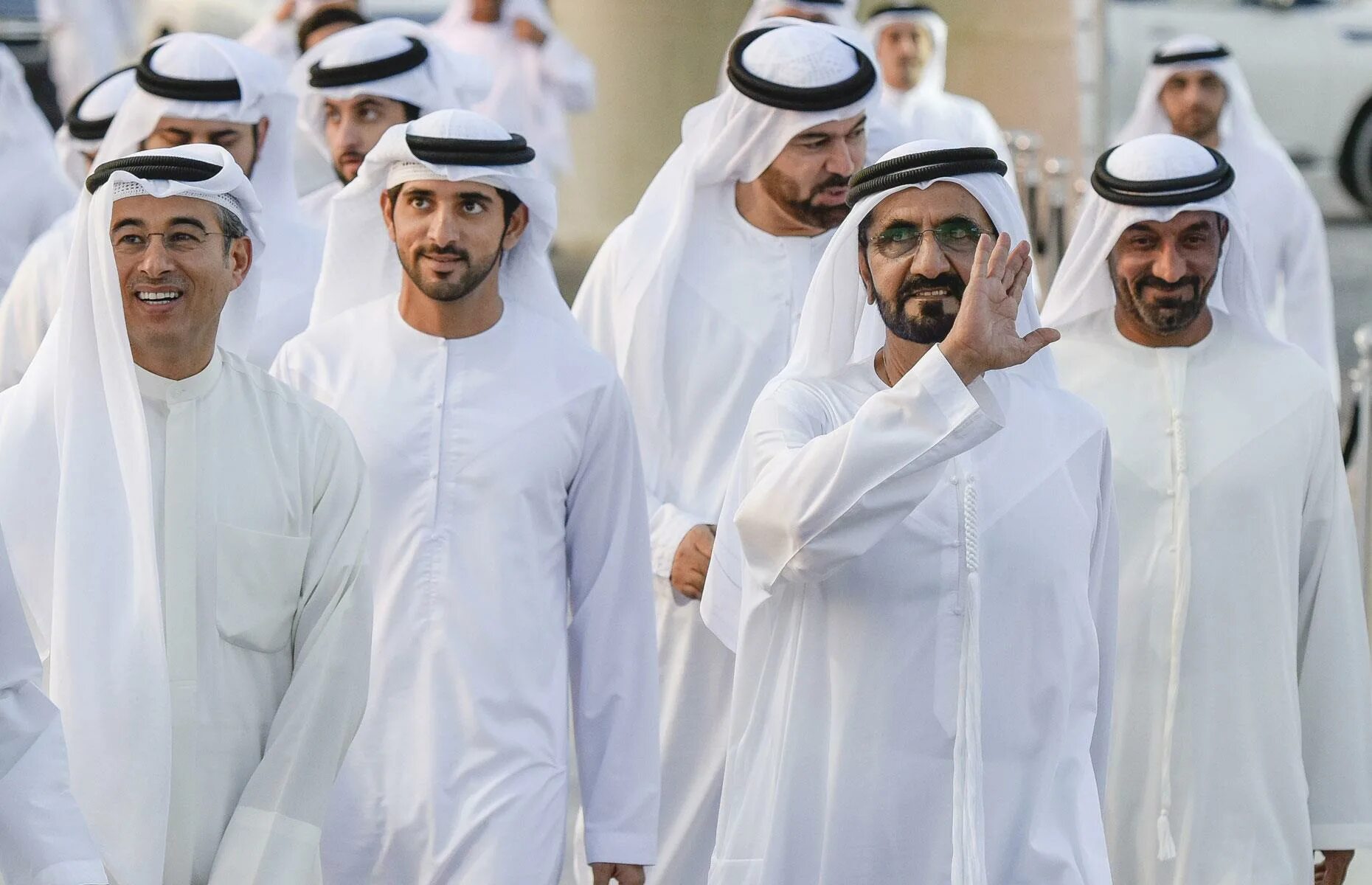 Самое длинное арабское. Мактум Бин Мохаммед Аль Мактум. Шейх Мухаммед Дубай. Принц Саудовской Аравии Хамдан.