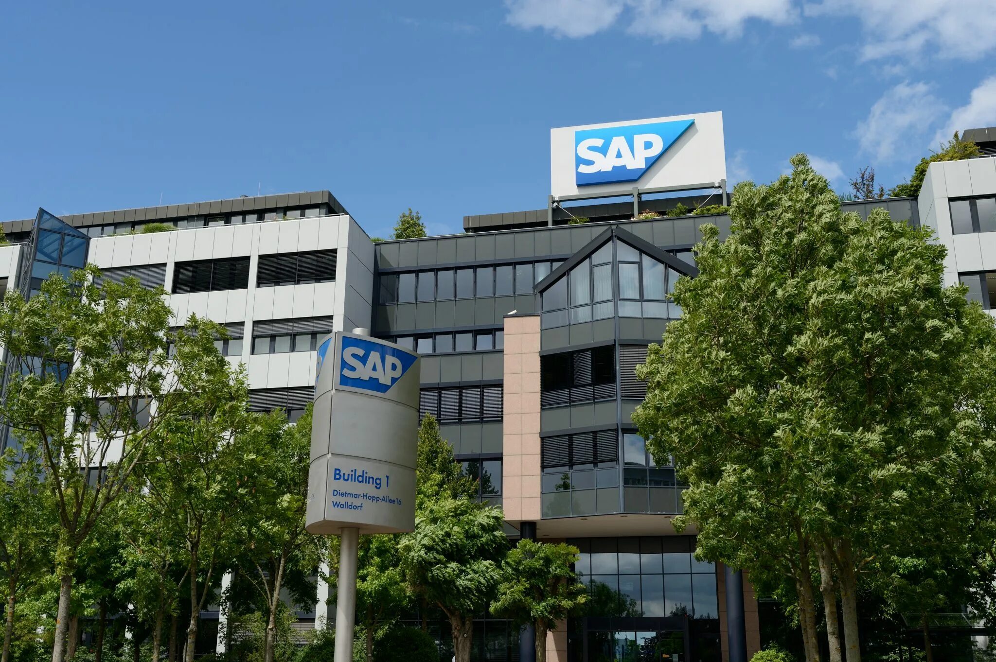 Немецкая sap. Немецкая sap. Немецкая sap. Sap компания. Sap логотип.