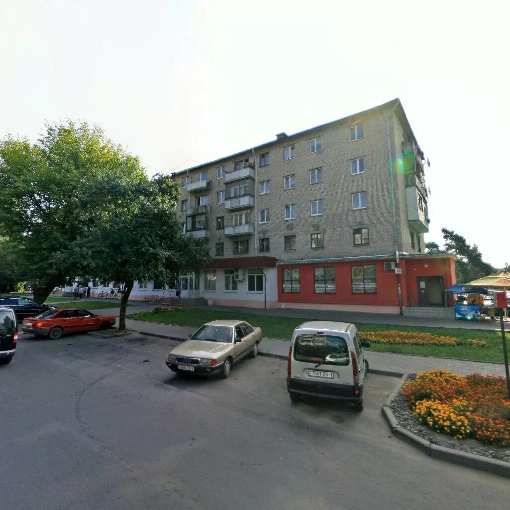 Брест 16. Ул южная брест. Кофе с колибри. 13 школа брест. Продтовары около 4 школы.