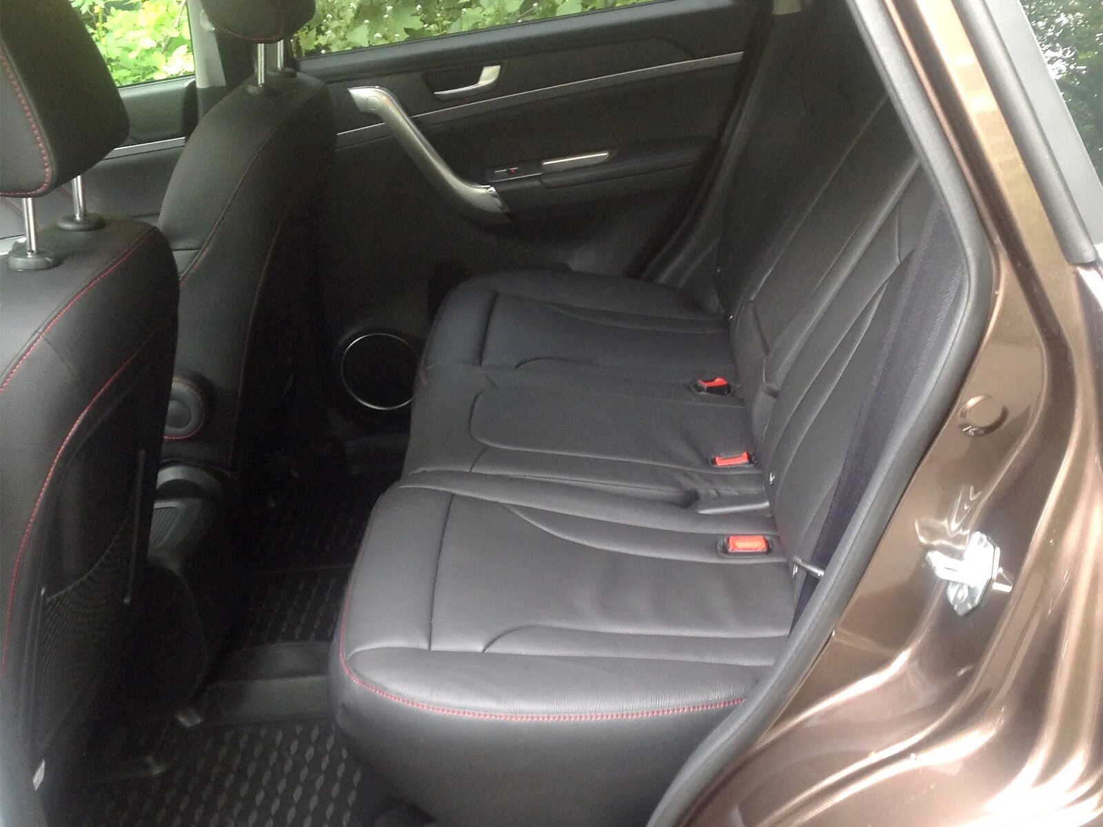 хавал ф7 сиденья. Haval h6 салон задние сиденья. салон хавал ф7 2021 заднее сиденье. салон haval h6 сиденья. Geely atlas задний ряд.