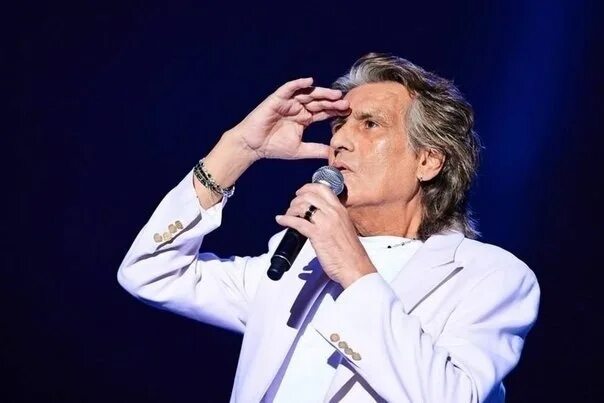 Тото кутуньо 2023. C'est venice toto cutugno. Тото кутуньо сан ремо. Тото кутуньо сан ремо. Тото кутуньо сан ремо 1980.