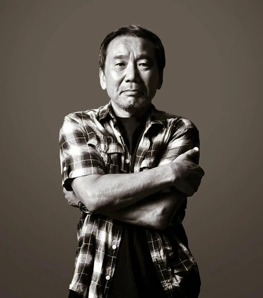 Харуки Мураками. Японский писатель Мураками. Харуки Мураками портрет. Японский Автор Харуки Мураками.