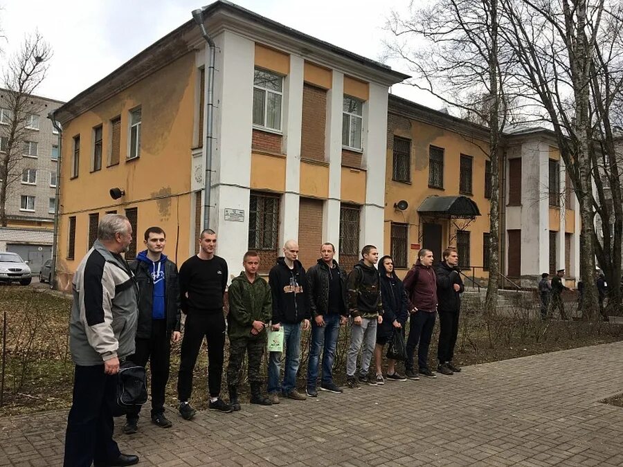 Тельбухов Красногорск военкомат. Военкомат Гатчина. Призывники в Гатчине. Военный комиссариат Красногорск.