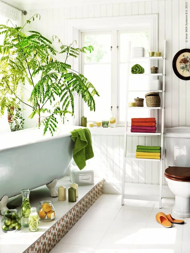 Дизайн ванной комнаты с крашеными стенами, советы и фото Modern white bathroom, 