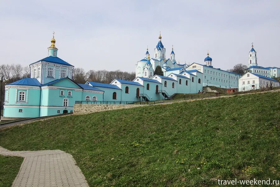 Сайт курской коренной пустыни. Курский монастырь Коренная пустынь. Коренская пустынь Курск. Храм Коренная пустынь в Курской области. Курская Коренная Рождества Пресвятой Богородицы мужская пустынь.