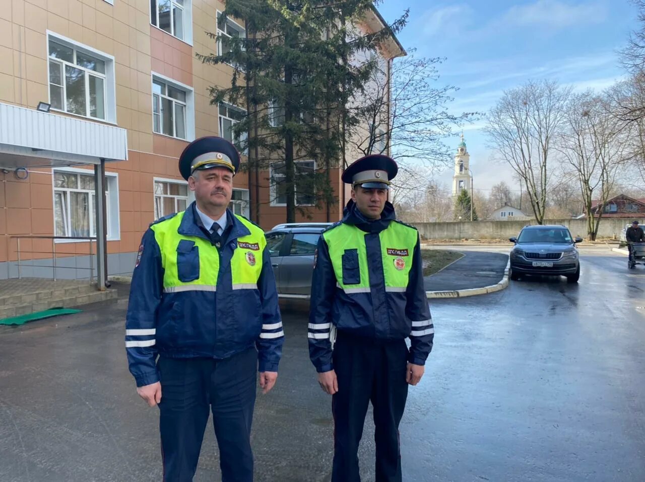 Гибдд павловский посад. Сотрудники ГАИ Павловский Посад. Инспектор ГАИ Павловский Посад. ОГИБДД Павловский Посад. Сотрудник ГИБДД.