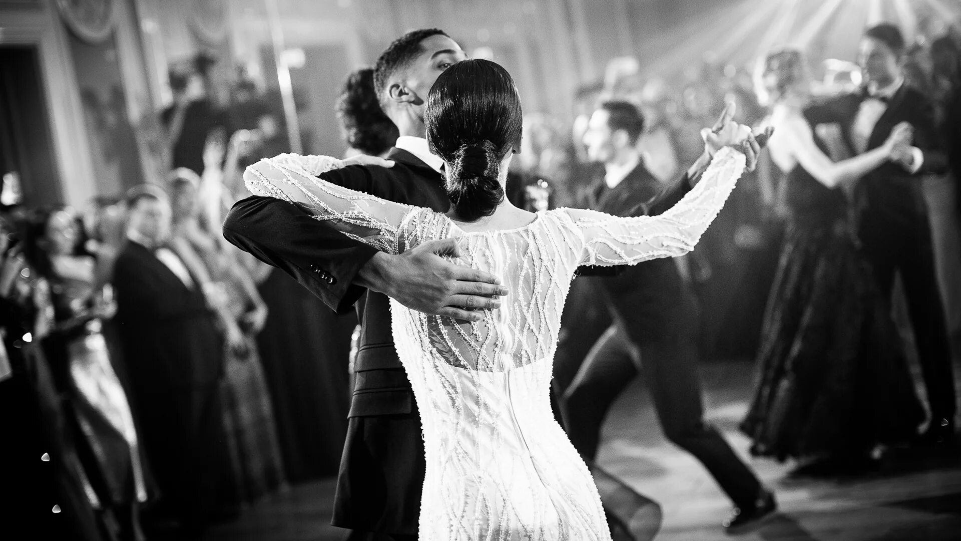 Бачата танец. Аргентинское танго танцовщица. Танго кизомба. Аргентина достопримечательности танго. Танцы сальса бачата танго.