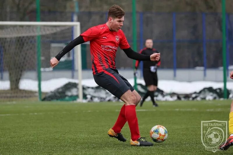 стадион металлист ижевск орджоникидзе. металлист королев эмблема. металлист королев. металлист команда. фк королев.