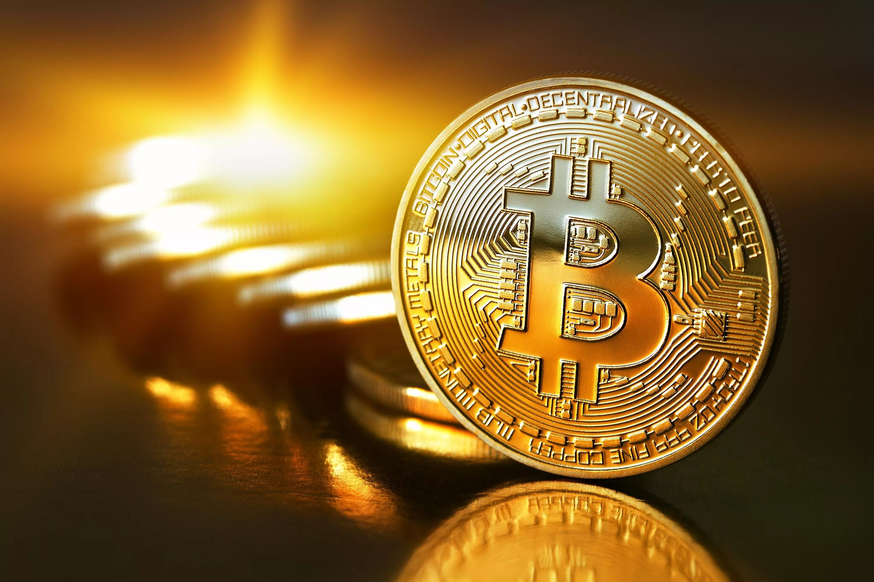 Биткоин c. Биткоин. биткоин монета. бишкаин. криптовалюта биткоин.