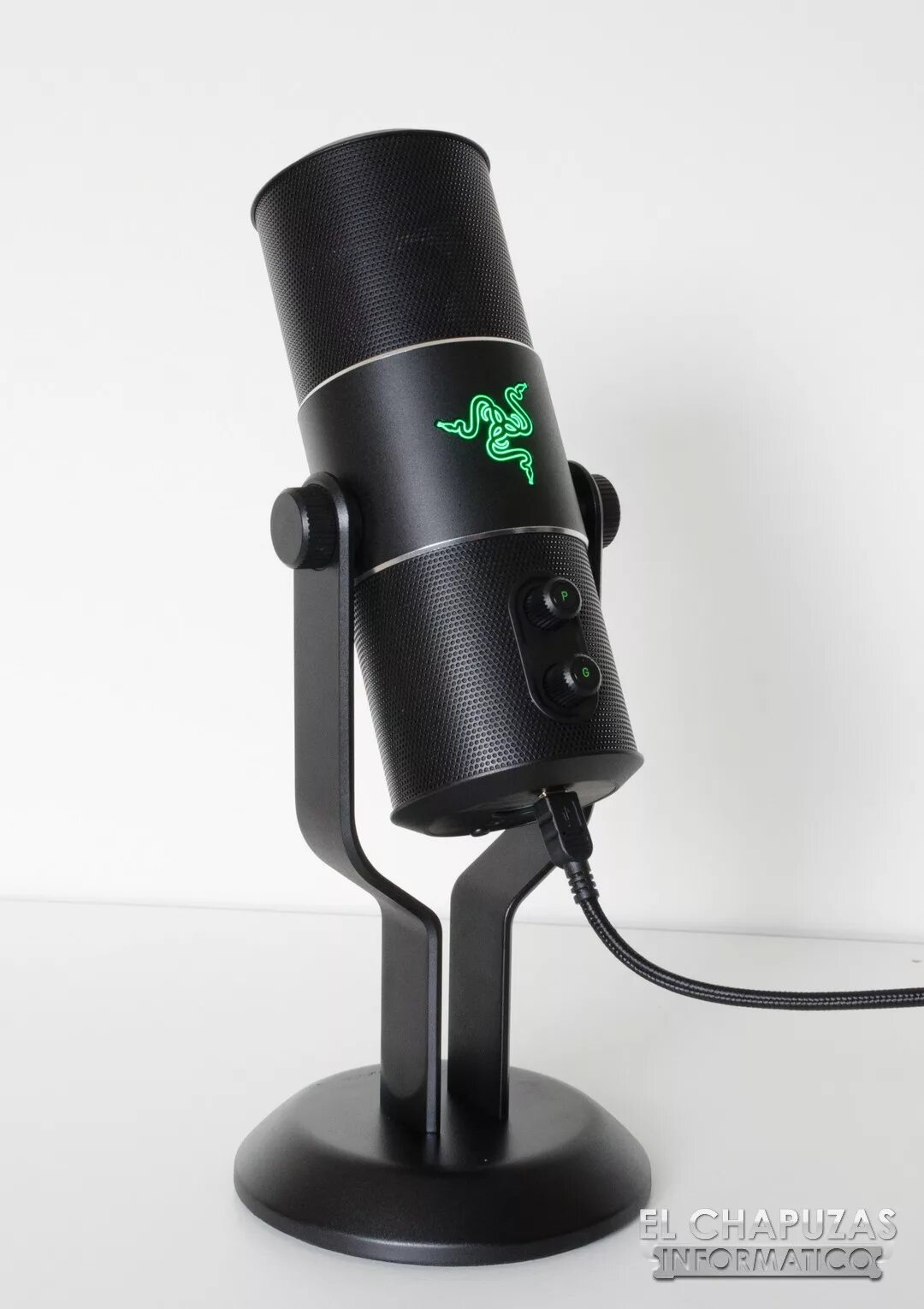 Купить отдельный микрофон. Микрофон рейзер. Razer Siren x микрофон. Razer Viper микрофон. Микрофон Razer Seiren Mini (Rose).