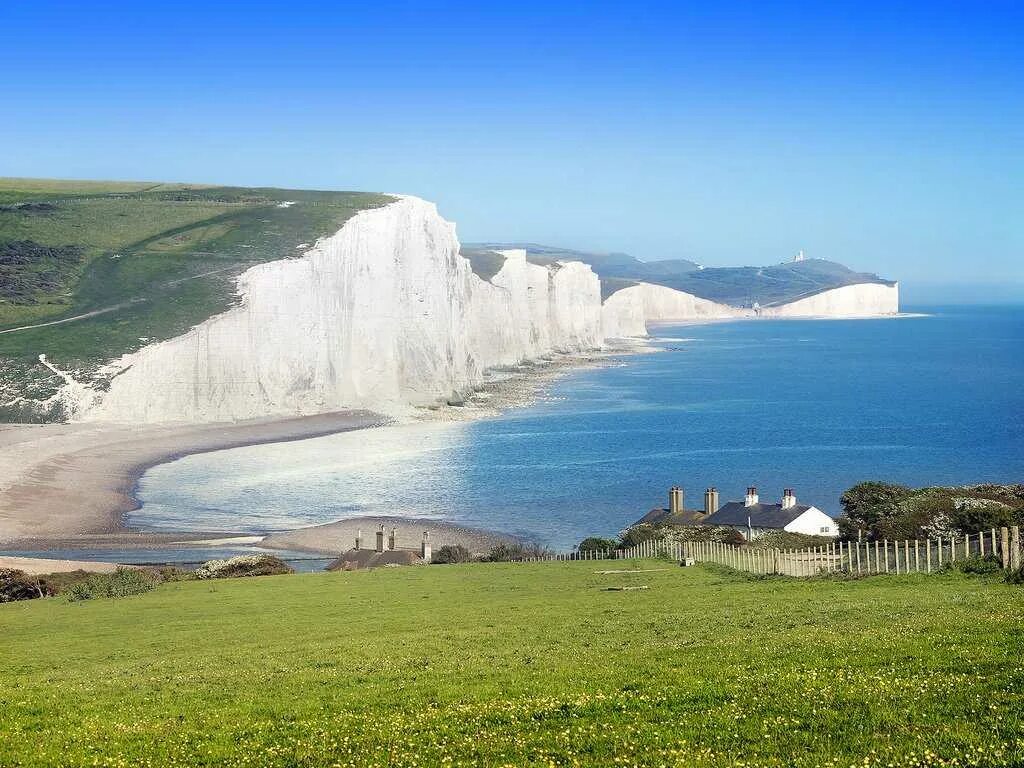 Скалы семь сестер Дувр. Скалы семь сестёр, Сассекс, Англия. Дувр White Cliffs. Белые скалы Дувра в Англии. Белая британия