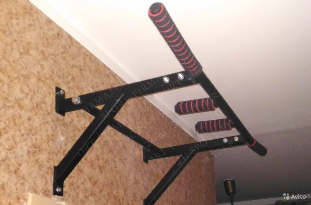 Турник на стену. Вешаем турник на стену. Турник настенный. Крепление турника 3 в 1 к стене. Турник 3в1 комфорт для шведской стенки.