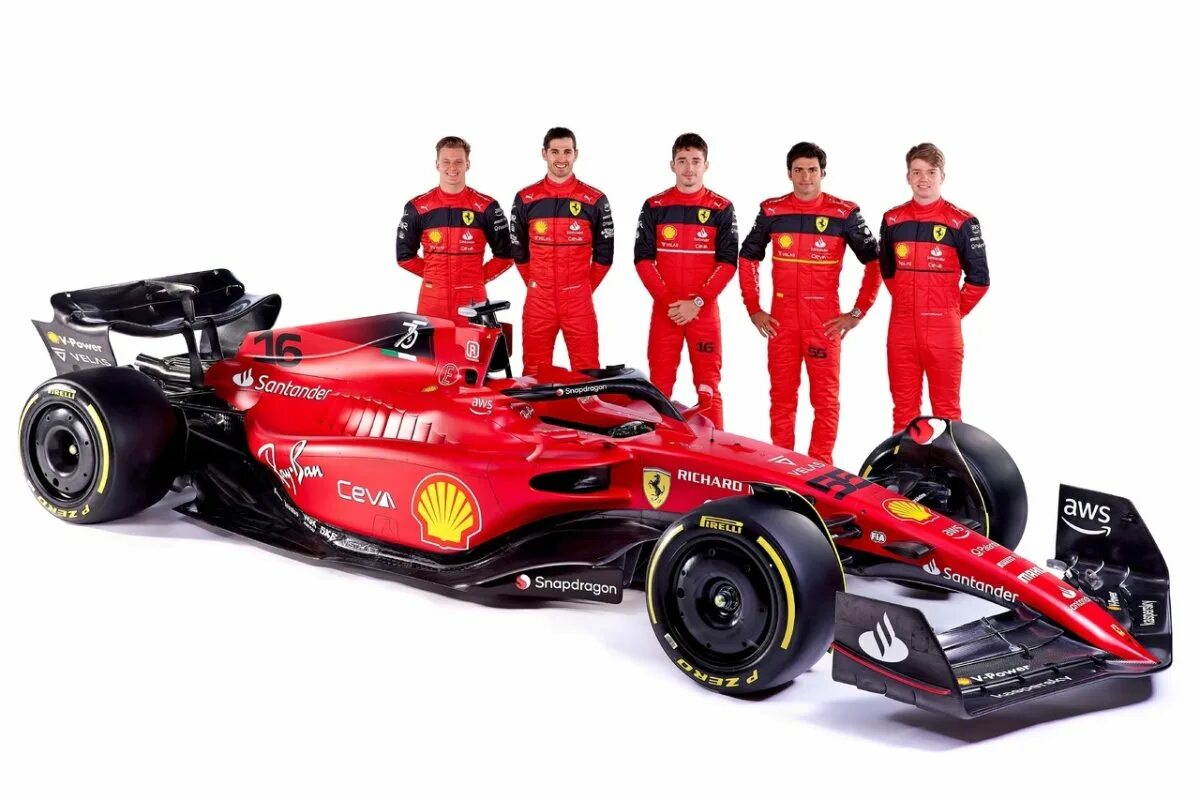Формула 1 11. Болид Феррари ф1 2022. Robert Shwartzman, Ferrari f1-75. Ferrari Болид f1 2022. Феррари ф1 2021.