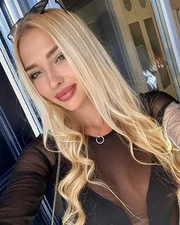 Фотография девушки: Юля Калинкина, Москва в фотоконкурсе "Лицо с облож...