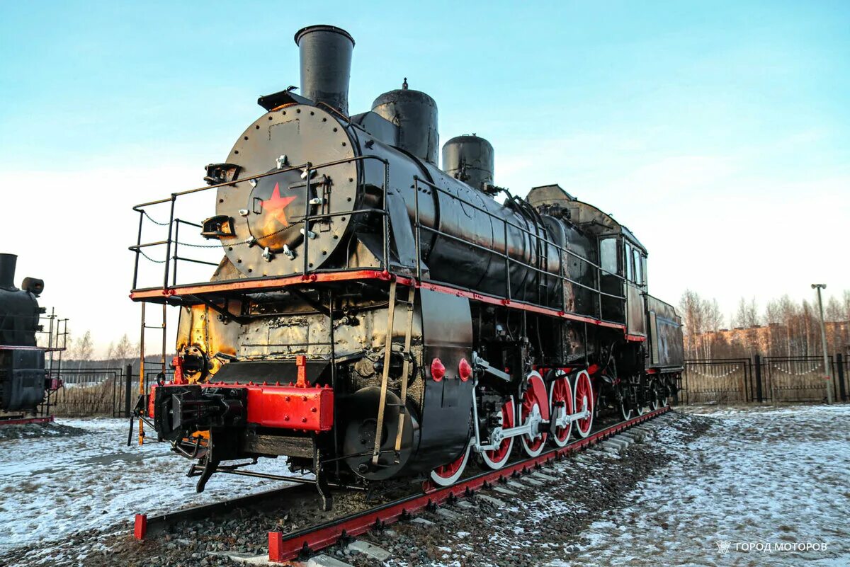 Памятник паровоз л-1177 краснодар. Памятник паровоз краснодар. Паровоз феликс дзержинский. Паровоз краснодар после ивлева. Анцигин паровоз.