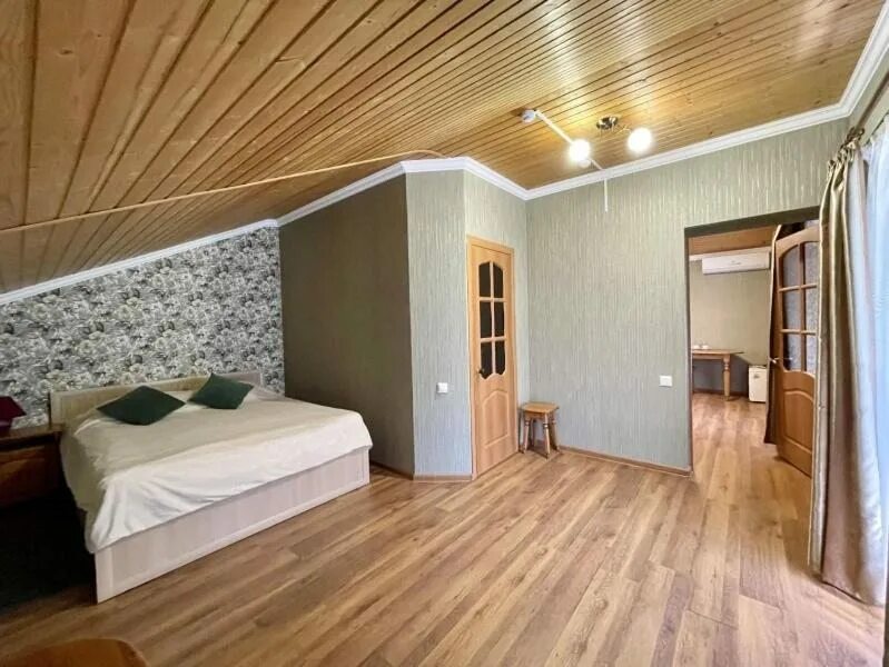 Графская усадьба. Гостиница графская поляна адыгея. Графский пруд коломяги. Графская дом 4. Гостевой дом графское санкт-петербург.