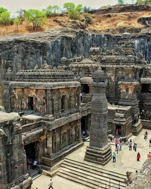 File:Kailasha temple at ellora edit.jpg - Wikipedia
