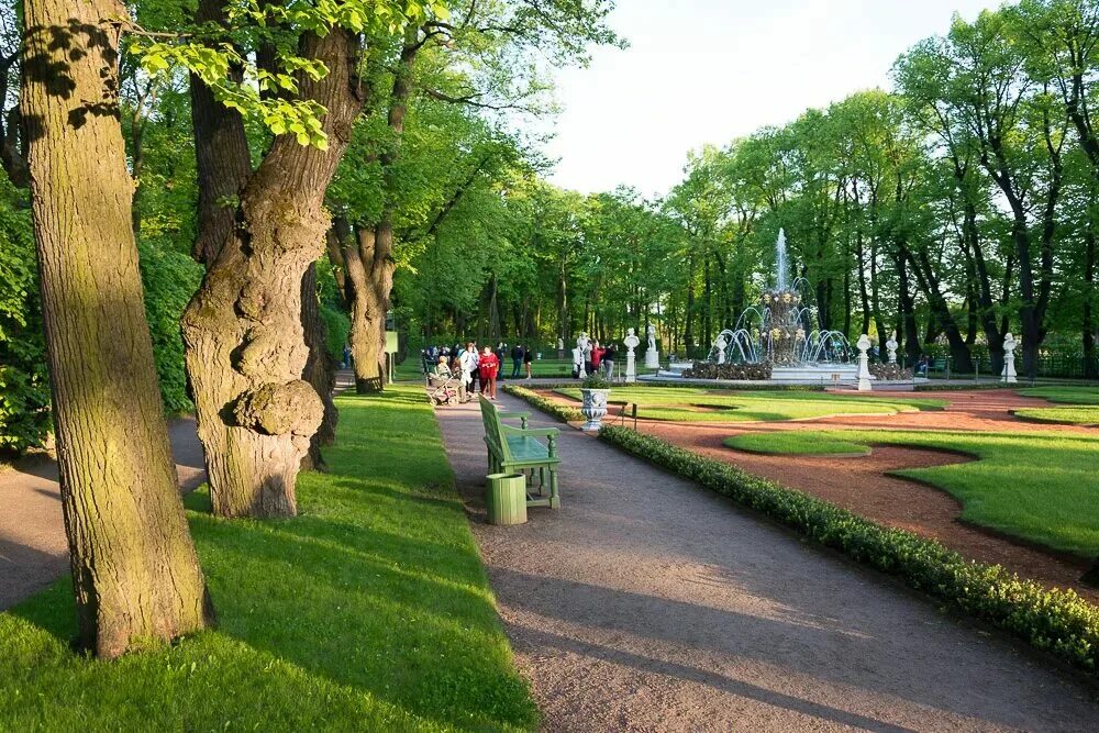 Сквер ветеранов чунский. Сквер видео. Брянск пролетарский парк. Сквер полковая улица. Городской сквер.