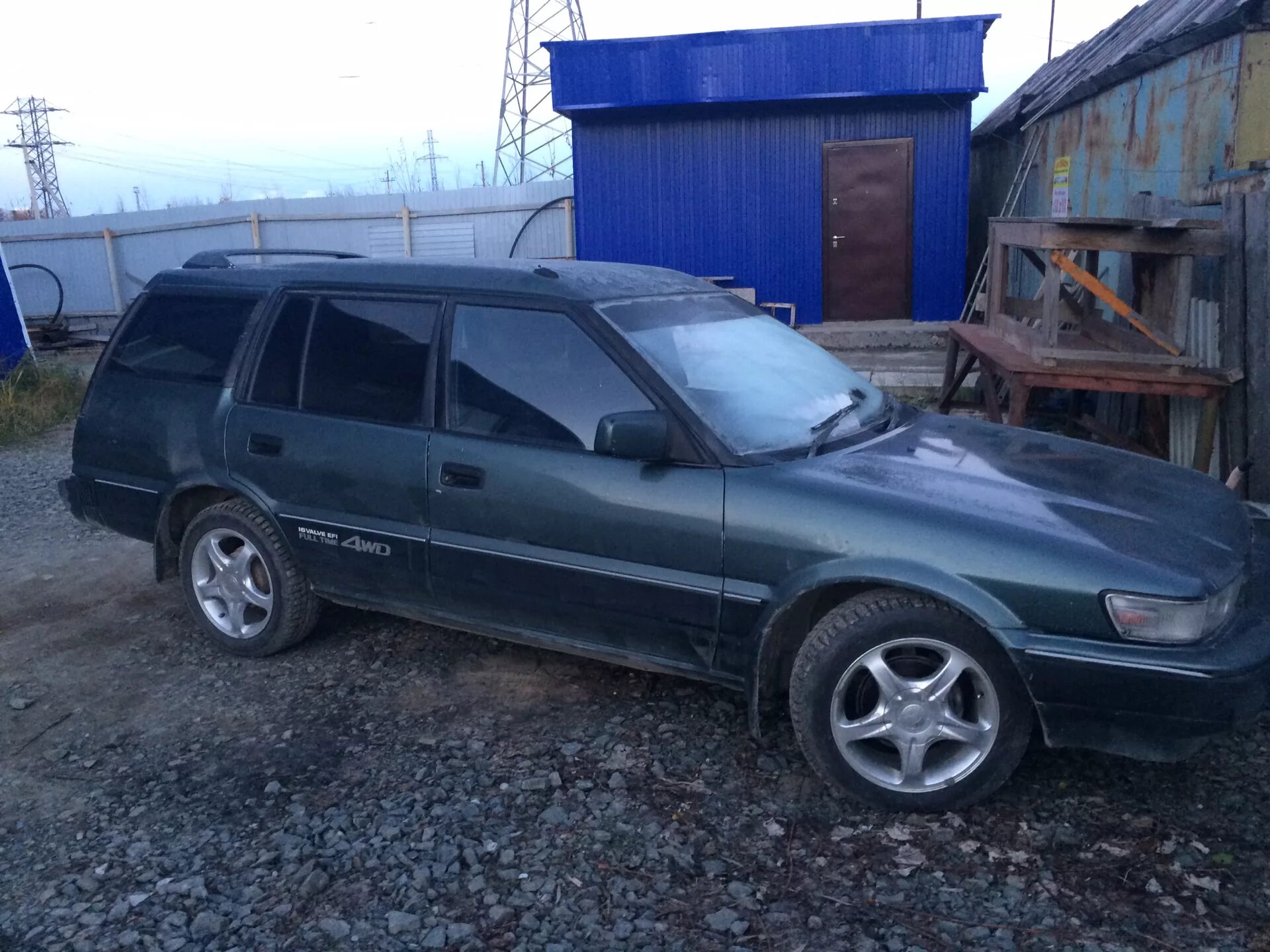 Колеса на кариб. Колеса на кариб. Тойота спринтер кариб 111 кузов. Диски toyota sprinter carib. Тойота спринтер кариб ае95.