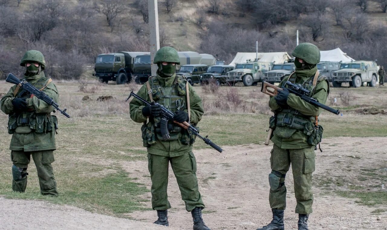 Вооруженные силы крыму. Вооруженные силы крыму. Войска в крыму 2014. Штурм аэродрома бельбек. Вооруженные силы крыму.