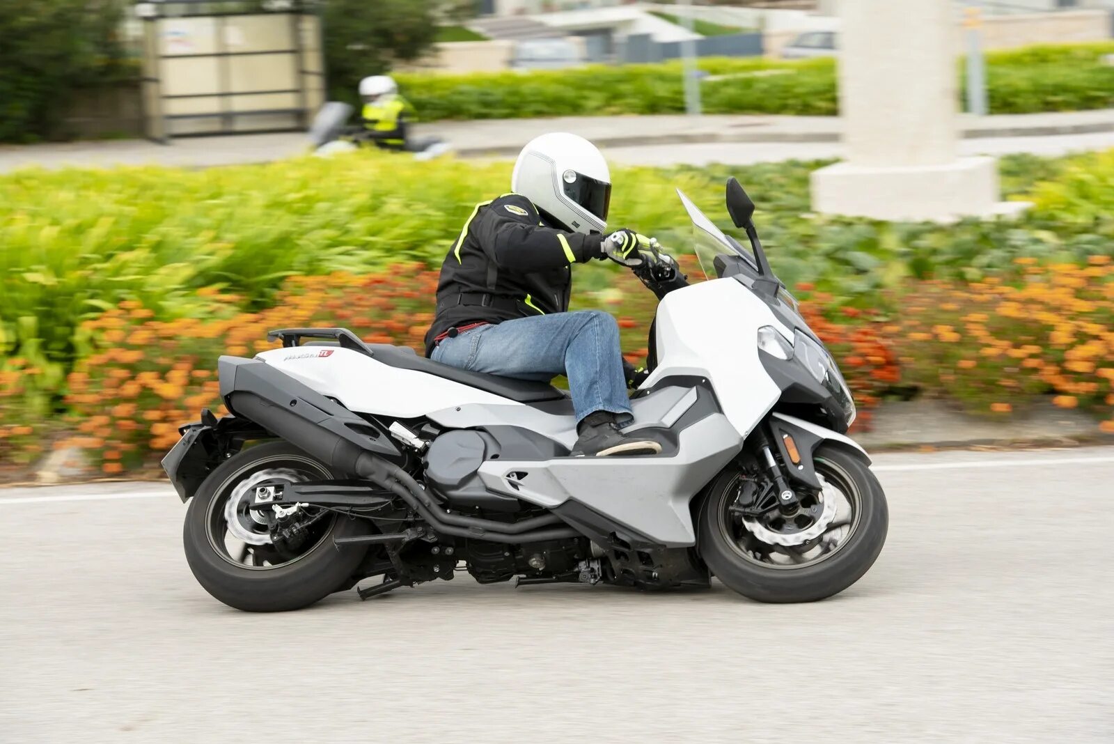 Sym maxsym tl. Maxsym tl 500i. максискутер maxsym tl 500i. sym maxsym tl 500. sym maxsym tl 500i.