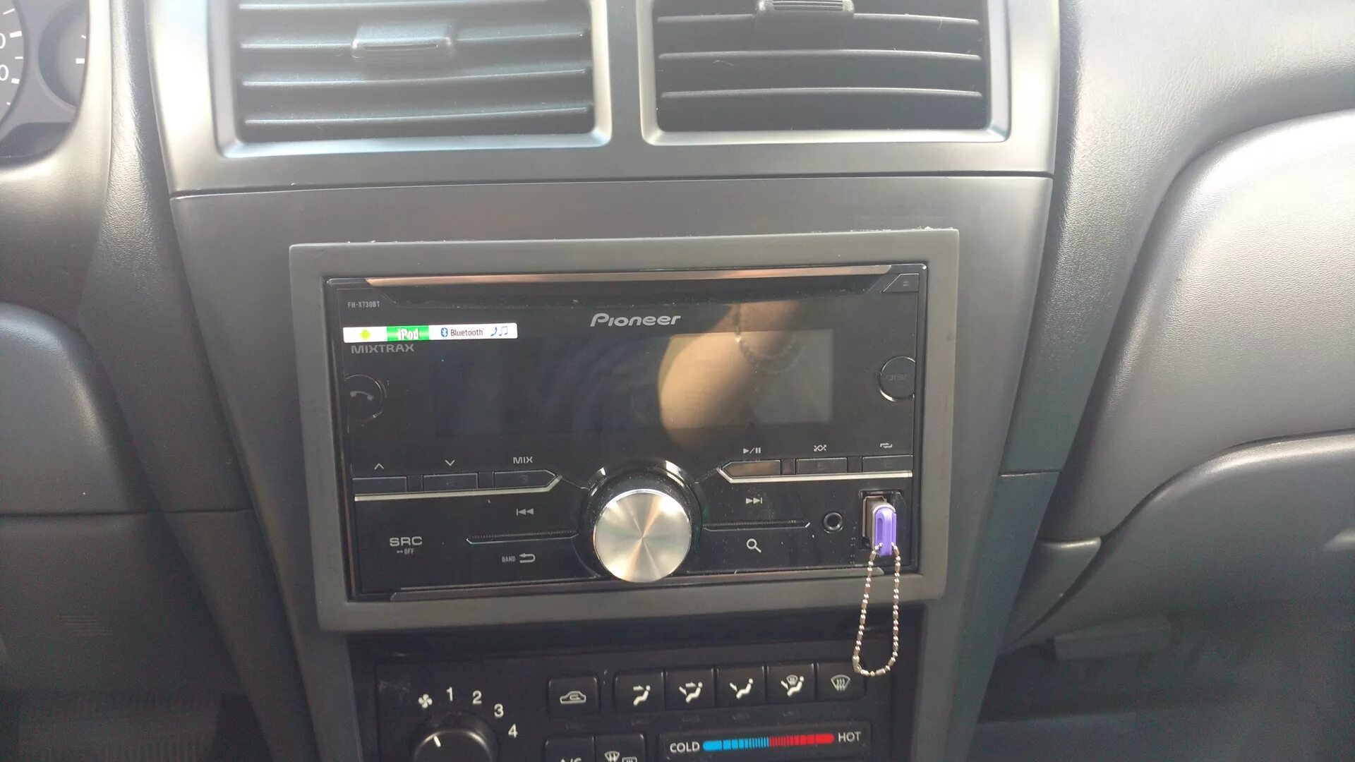 Магнитола на альмеру классик. Магнитола almera classic. альмера классик 2007 2дин. магнитола nissan almera classic. магнитола ниссан альмера классик 2006.