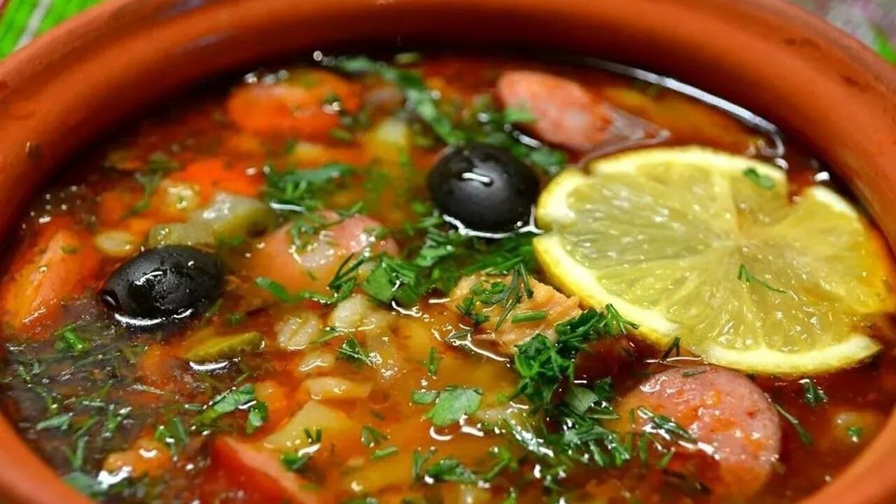 Рецепт солянки сборной с картошкой пошаговый. Рецепт солянки сборной с картошкой пошаговый