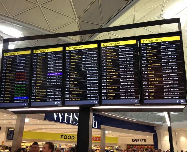 Аэропорт баландино прилеты на сегодня. Аэропорт departure. Табло аэропорта. Airport табло. Департуре в аэропорту.