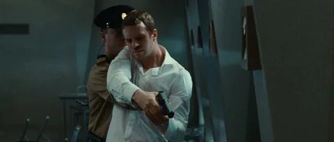 Оставленные трейлер на русском