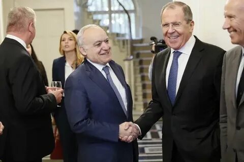 Дипломат иностранных дел